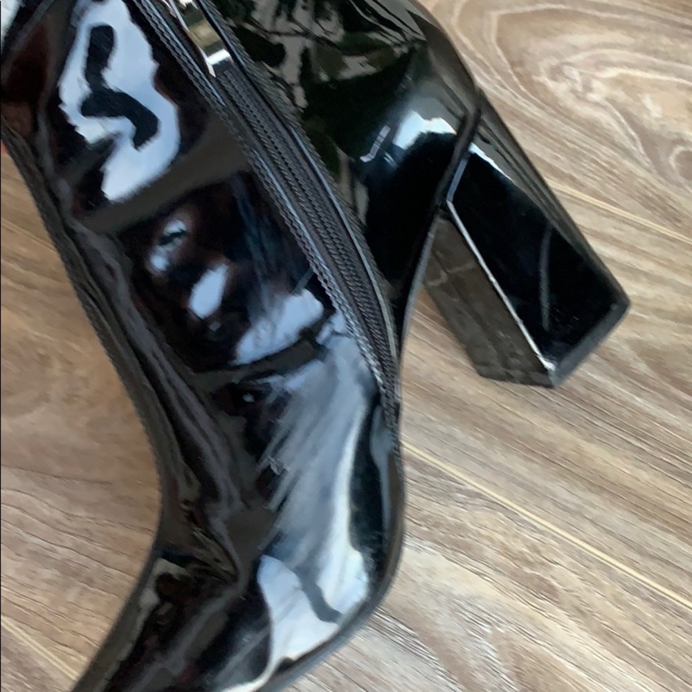 Back ASOS Booties {SOLD!} - Picture 4 of 5
